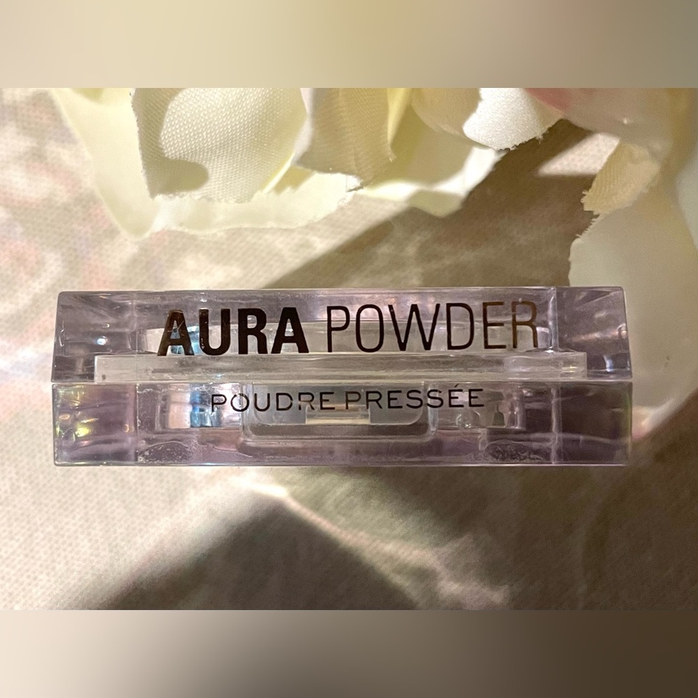 Prism Pressed Powder - Picture 3 of 5